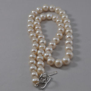 Vantel Pearls White Pearl Strand NEW